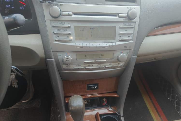 Used Toyota Camry 2013 200E Classic Elite Edition
