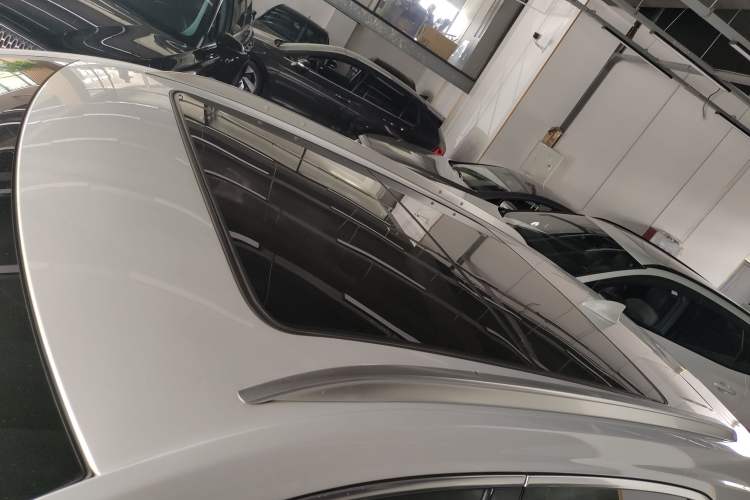 Used Cadillac XT4 2018 28T Two-Wheel Drive Leading Version