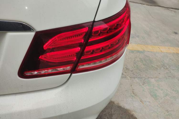 Used Mercedes-Benz E-Class (Import) 2014 E 200 Coupe
