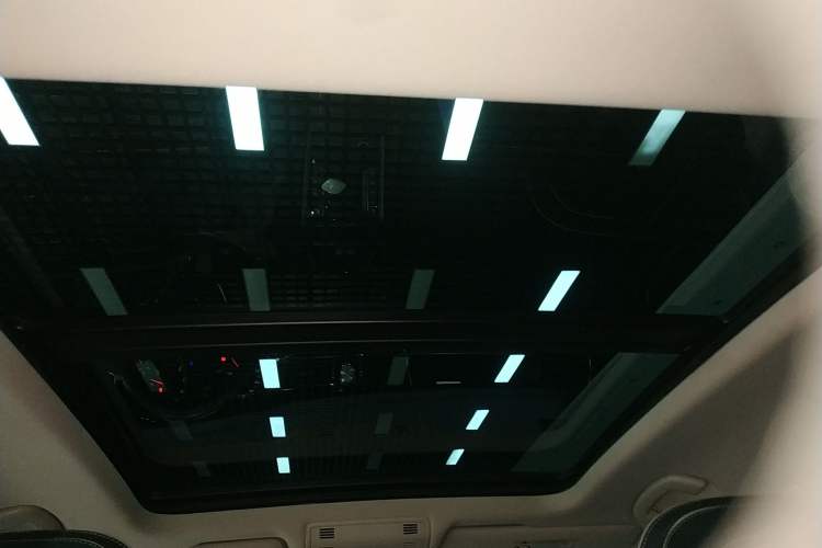 Used Volkswagen Phideon 2016 480 V6 4x4 Executive Flagship Edition
