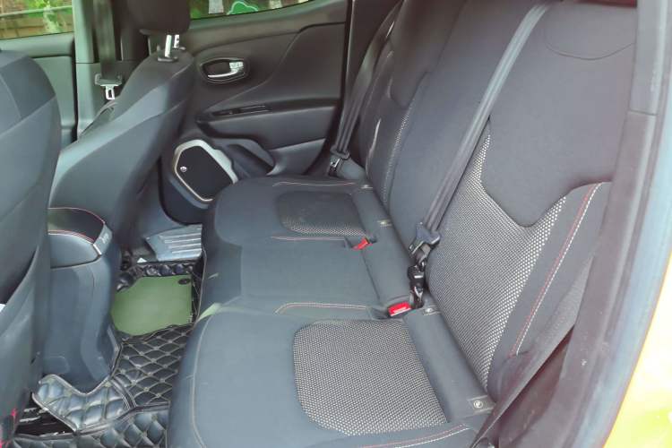 Used Jeep Renegade 2016 2.0L Automatic Four-Wheel Drive 75th Anniversary Tribute Edition