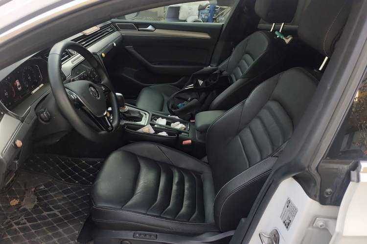 Used Volkswagen FAW-Volkswagen CC 2020 330TSI Glamour Edition China VI Standard Left Front Seat