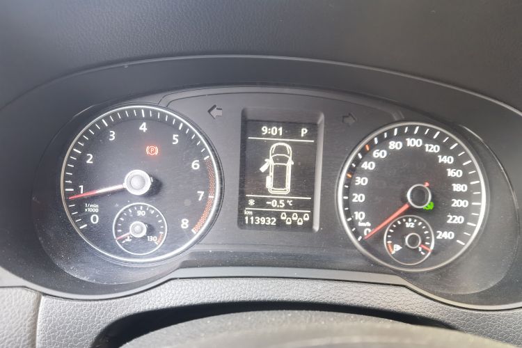 Used Volkswagen Sharan 2014 2.0 TSI Comfort Model
