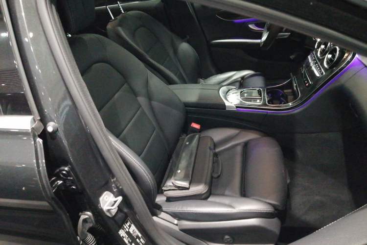 Used Mercedes-Benz C-Class 2020 Restyled C 260 L Sport Edition Right Front Seat