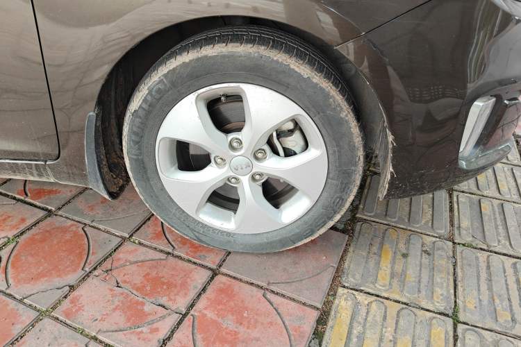 Used Kia Carens 2013 2.0L 5-Seater Automatic Standard Version China V Standard
