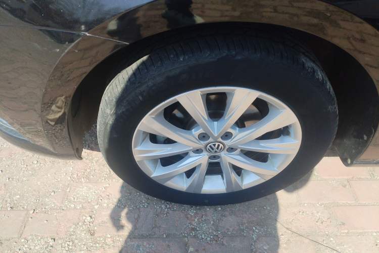 Used Volkswagen Lavida 2017 1.6L Automatic Comfort Edition