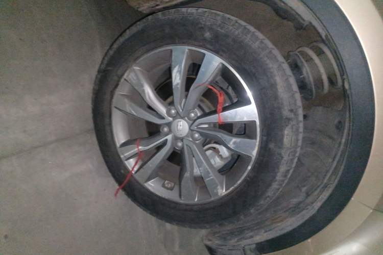 Used Geely Auto Emgrand X7 Sport 2016 1.8TD Automatic ZhiZun Version