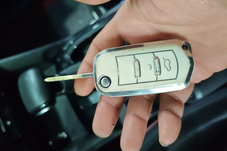 Used GAC Trumpchi GS3 2017 150N Automatic Elite Edition Vehicle Key