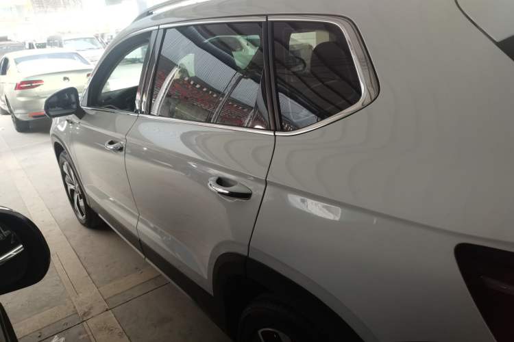 Used Volkswagen Tharu 2023 300TSI Two-Wheel-Drive Full Moon Edition
