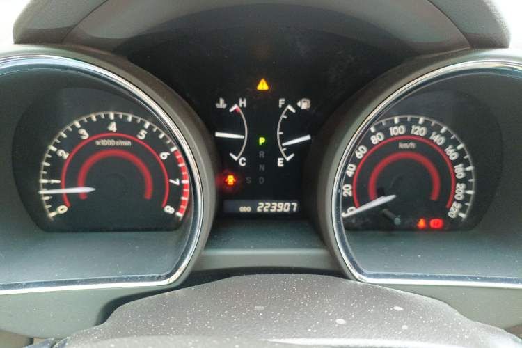 Used Toyota Highlander 2011 2.7L Two-Wheel Drive 7-Seater Luxury Navigation Edition
