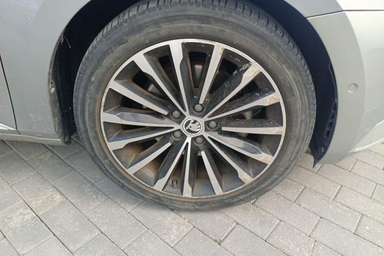 Used Skoda Superb 2016 TSI330 DSG Smart Drive Edition