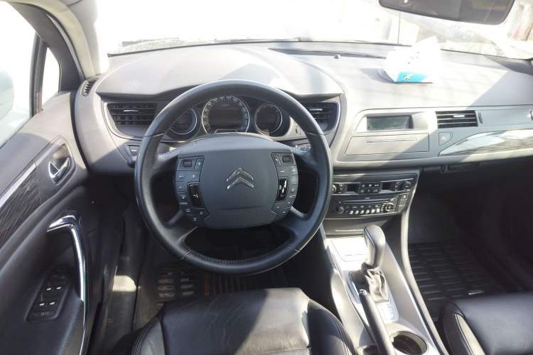 Used Citroen C5 2011 2.3L Automatic Zunyu Version