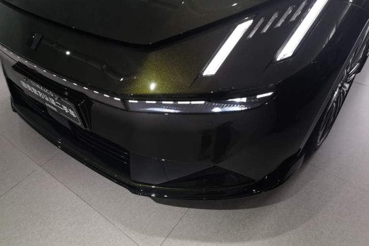 Used Lynk & Co Lynk & Co 10 EM-P 2025 Model 240 Four-Wheel Drive Ultra