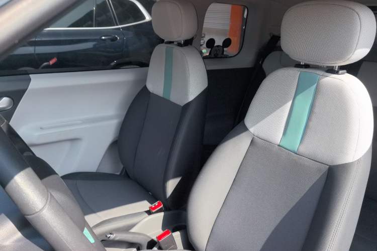 Used CHANGAN NEVO Lumin 2023 205km Xiangqin Version
