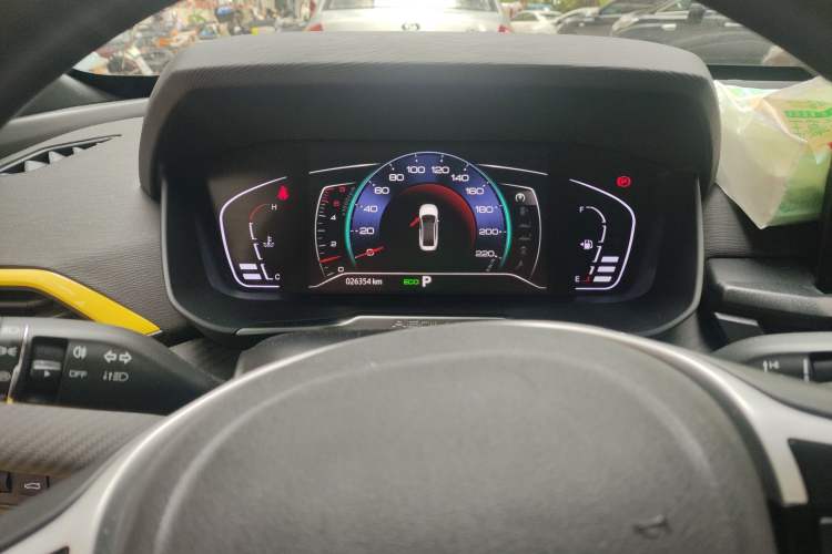 Used Dongfeng Aeolus Yixuan 2022 230T Automatic Adaptive-Beam Knight Edition
