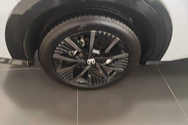 Used Honda e:NS2 2024 Ignite Edition Right Rear Wheel Hub