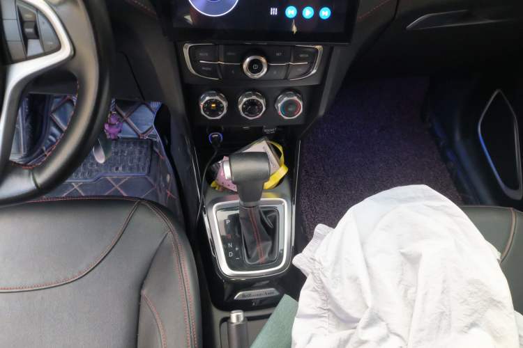 Used Brilliance V3 2016 1.5L Automatic Elite Model
