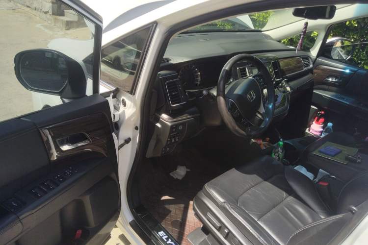 Used Honda Elysion 2016 2.4L Supreme Edition