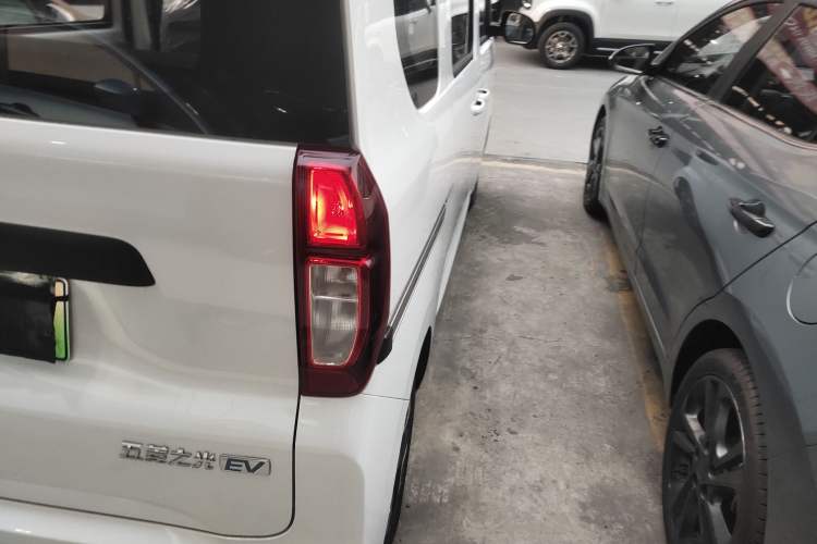 Used Wuling Zhiguang New Energy 2025 Comfort Model