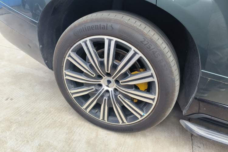 Used Denza N9 2025 Flagship Model
