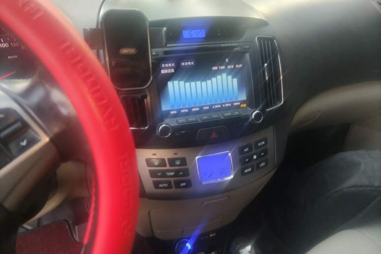 Used Hyundai Celesta 2011 1.6L Automatic Luxury Version
