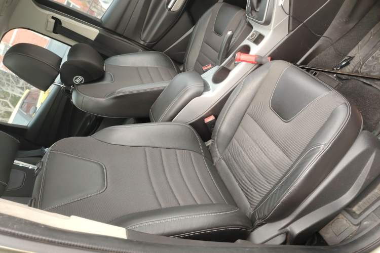 Used Ford Kuga 2015 1.5L GTDi Two-Wheel Drive Fashion Edition