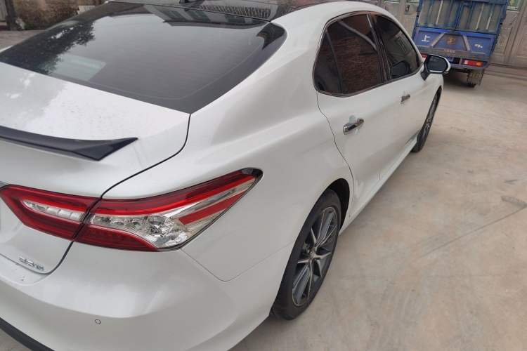 Used Toyota Camry 2021 2.5G Luxury Edition Right Rear Taillight