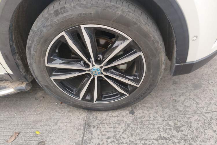 Used Venucia Star 2020 260T Automatic 48V Mild Hybrid Turbocharged Starry Edition
