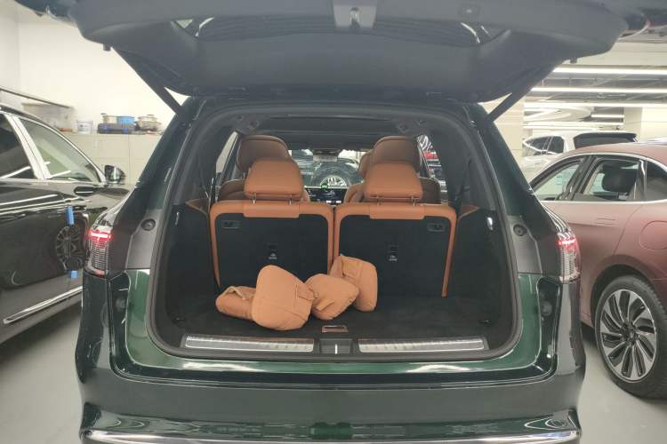 Used Hima AITO M8 2025 Extended-Range Ultra Version 53.4 kWh 6-Seater Edition