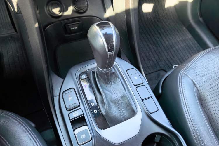 Used Hyundai Santa Fe 2013 2.0T Automatic All-Wheel Drive Prestige Version
