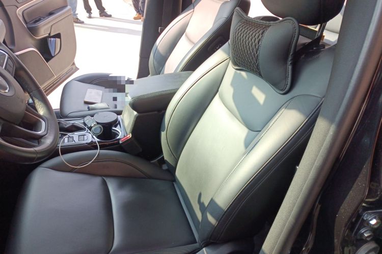 Used Jeep Grand Commander 2018 2.0T Four-Wheel Drive Premium Navigation Version China V
