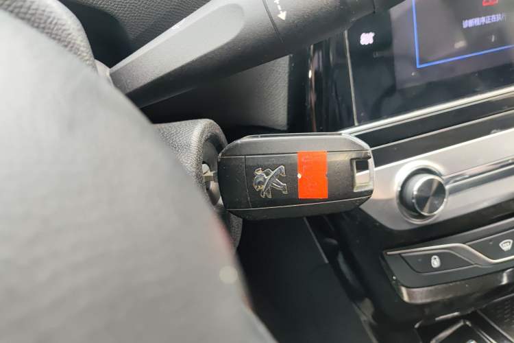 Used Peugeot 308 2019 1.6L Automatic Luxury Version China V Standard Interior 1