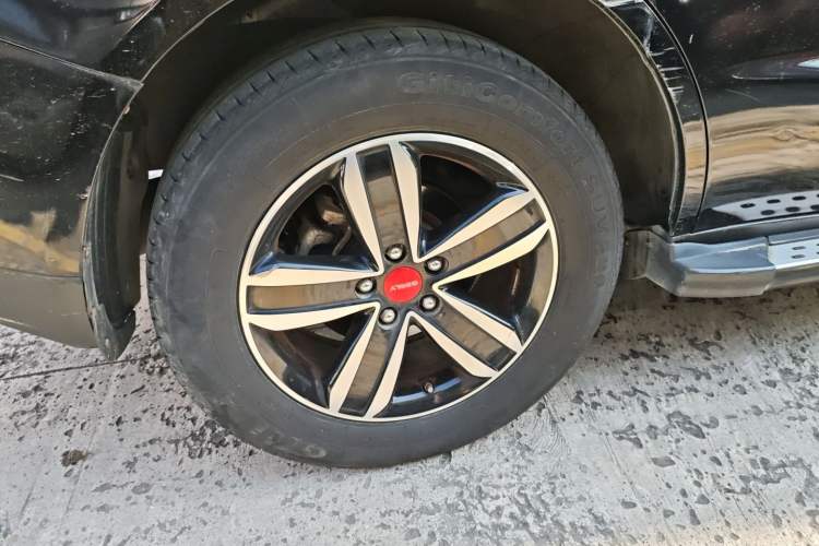 Used Geely Auto GX7 2015 Sport Edition 2.0L Automatic Luxury Model
