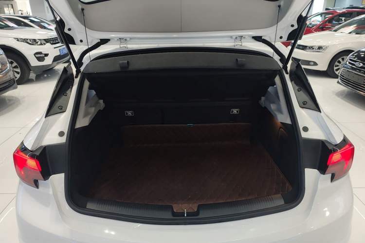 Used Buick Verano 2016 Hatchback 15S Automatic Leading Model
