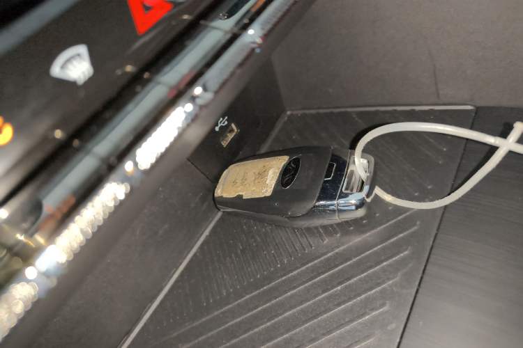 Used SOL X8 PLUS 2023 1.5 TGDI DCT Smart Edition 7-Seater