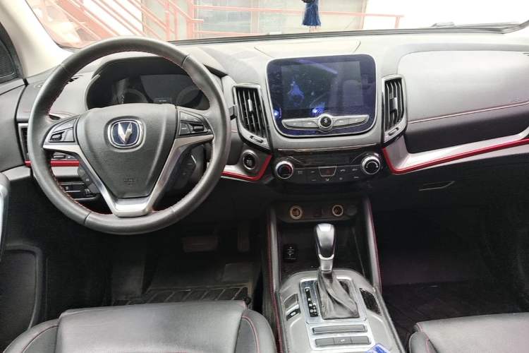 Used CHANGAN CS55 2018 1.5T Automatic Colorful Edition China V Standard
