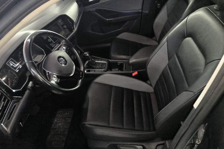 Used Volkswagen Sagitar 2019 280TSI DSG Comfort Version China VI Standard Left Front Seat