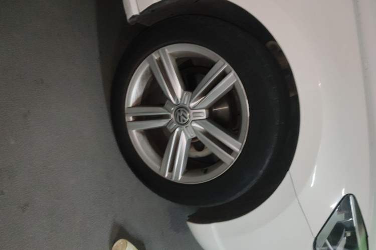 Used Volkswagen Lamando 2017 280TSI DSG Comfort Edition
