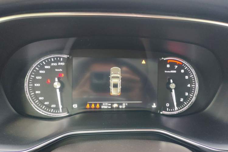 Used Roewe RX8 2018 30T Smart Connectivity Two-Wheel Drive Flagship Edition Instrument Cluster