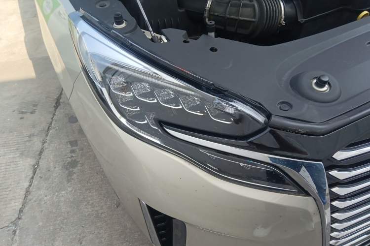 Used Buick GL8 2023 ES Lu Zun Deluxe Model
