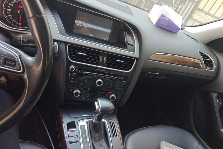 Used Audi A4L 2015 35 TFSI Automatic Comfort Model