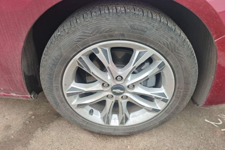 Used Chevrolet Malibu XL 2018 530T Automatic Ruiyi Edition Right Front Wheel Hub