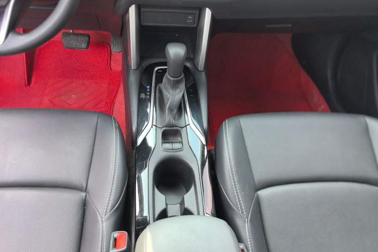 Used Toyota FRONTLANDER 2023 2.0L CVT Luxury Edition