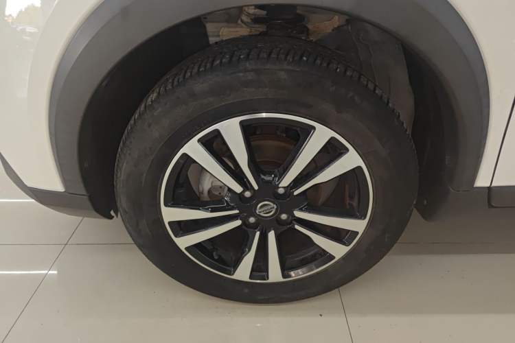 Used Nissan Kicks 2019 1.5L Manual Cool Edition