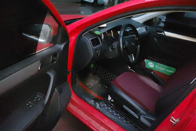 Used Skoda Rapid Spaceback 2018 1.6L Automatic Comfort Edition Driver Seat