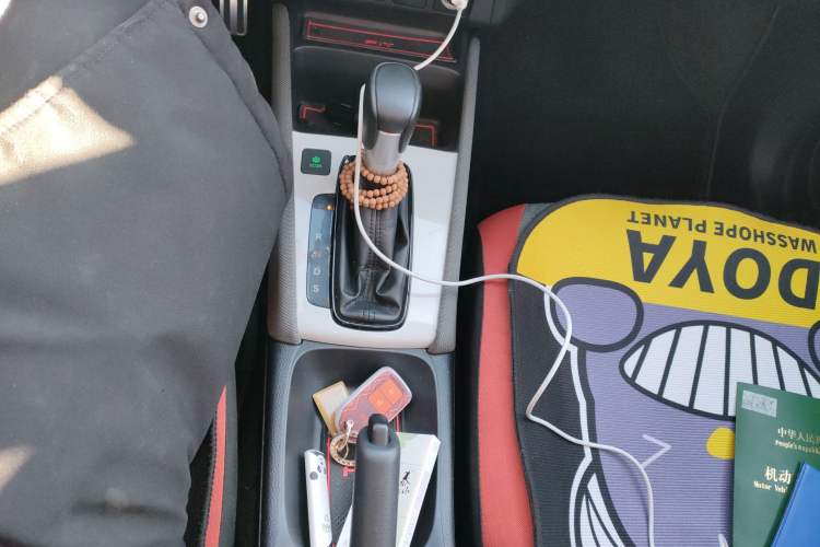 Used Honda LIFE 2021 1.5L CVT SPO-SS Dynamic Edition Gear Lever