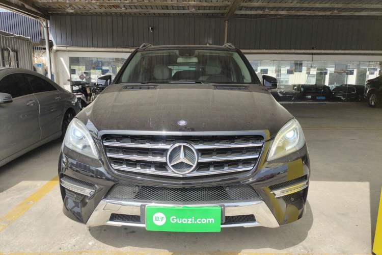 Used Mercedes-Benz M-Class 2014 ML 400 4MATIC Dynamic Model
