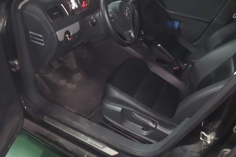 Used Volkswagen Sagitar 2014 Revised Version 1.4TSI Manual Luxury Edition