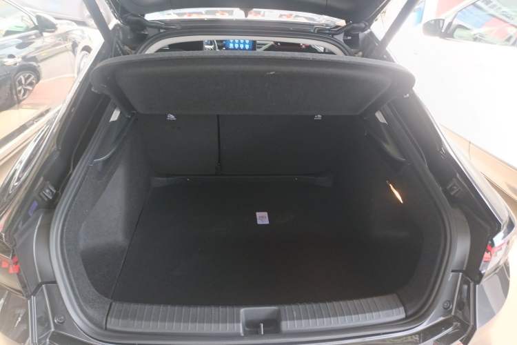 Used Volkswagen Lamando 2024 Lavida L 280TSI DSG Cool & Spicy Edition
