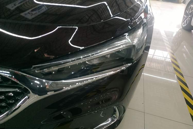 Used Buick LaCrosse 2022 Avenir Avia First Edition
